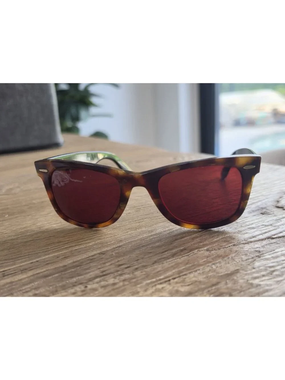 Ray-Ban iconic pair